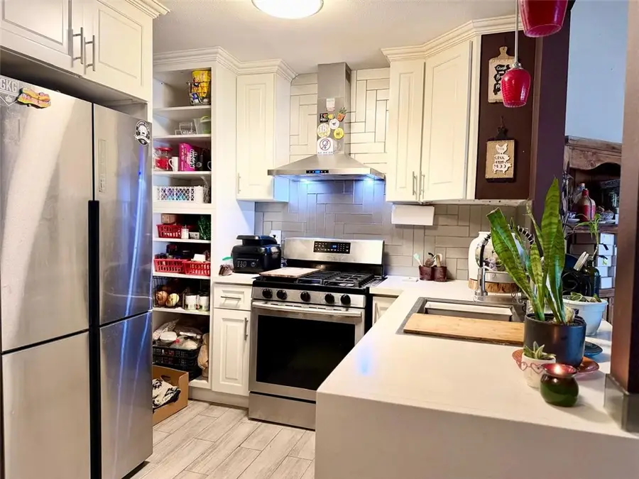 2350 Osbun  #77, San Bernardino, CA 92404 - #3