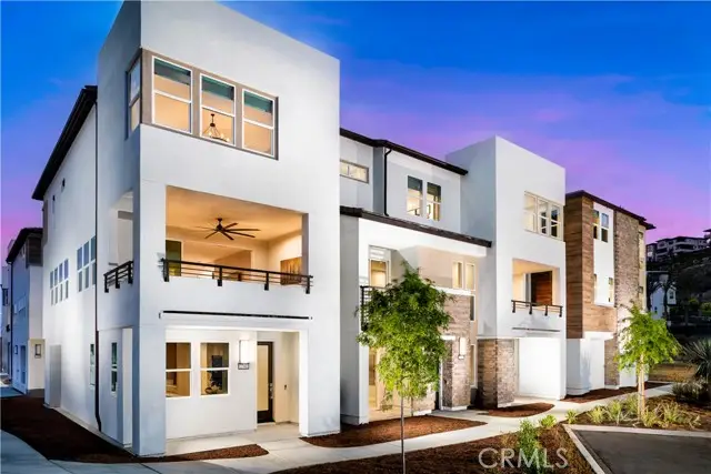 2738 Everly Drive, San Diego, CA 92108 - #2