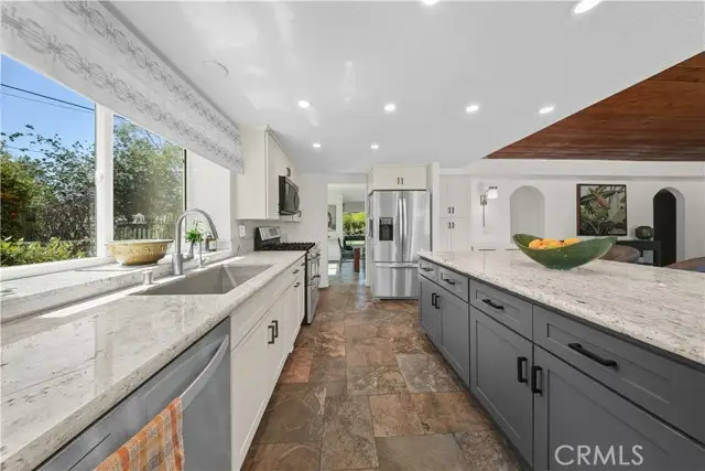 17007 Ranchero Road, Riverside, CA 92504 - #2