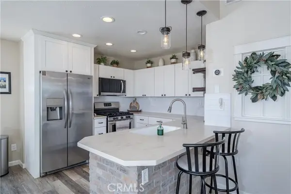 2552 Avenida Del Vista  #204, Corona, CA 92882