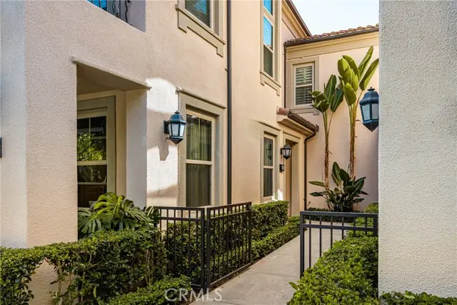 49 Kempton, Irvine, CA 92620 - #2