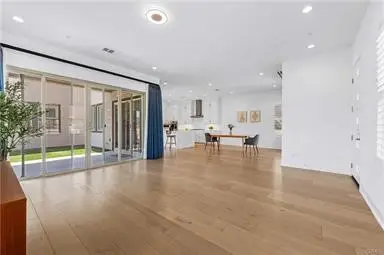 112 Sentosa, Irvine, CA 92618 - #3