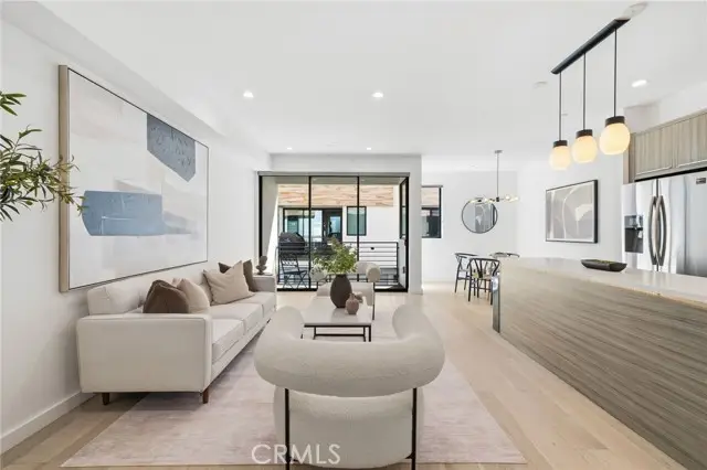 5153 Redondo Court, Los Angeles, CA 90019 - #3