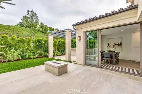 100 Della, Irvine, CA 92602