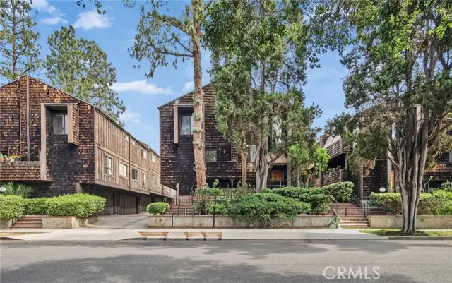 332 N 5th street, Burbank, CA 91501 - #2