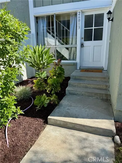 26013 Via Pera, Mission Viejo, CA 92691