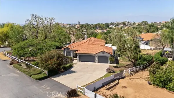 14282 Rock Place, Riverside, CA 92503