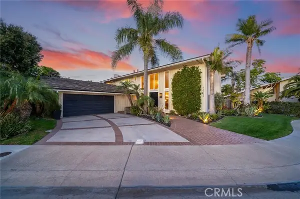 16642 Melville Circle, Huntington Beach, CA 92649