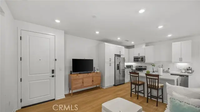 6123 Valentina Way  #302, Corona, CA 92880 - #2