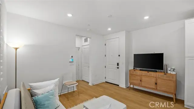 6123 Valentina Way  #302, Corona, CA 92880 - #3