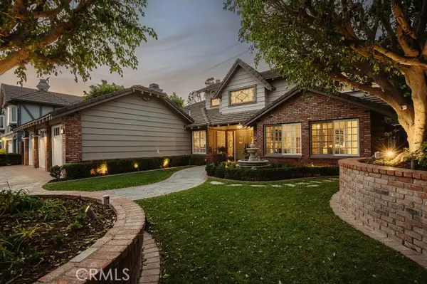 3911 Rolling Green, Orange, CA 92867