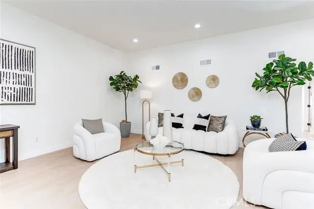 26 Seton, Irvine, CA 92612 - #3