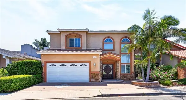 137 The Masters Circle, Costa Mesa, CA 92627