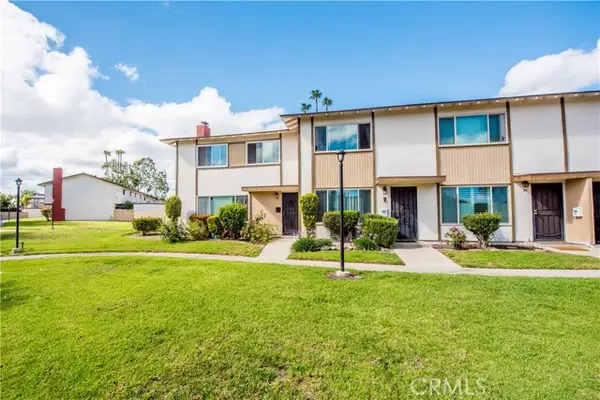 1722 Mitchell  #95, Tustin, CA 92780