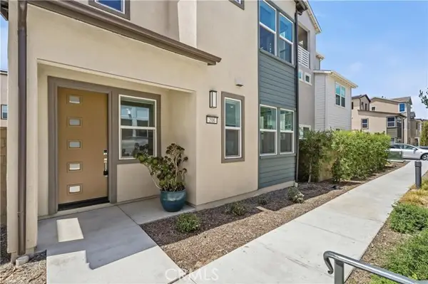 208 Yerba, Irvine, CA 92618