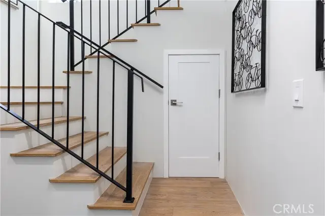 2822 Rowena, Los Angeles, CA 90039 - #3