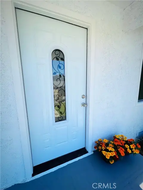 10372 Mariposa, South Gate, CA 90280 - #3