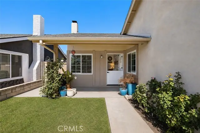 21155 Larchmont, Lake Forest, CA 92630 - #2