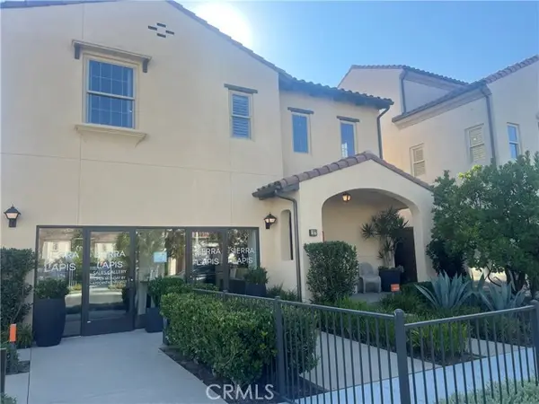 221 Canterbury, Irvine, CA 92618