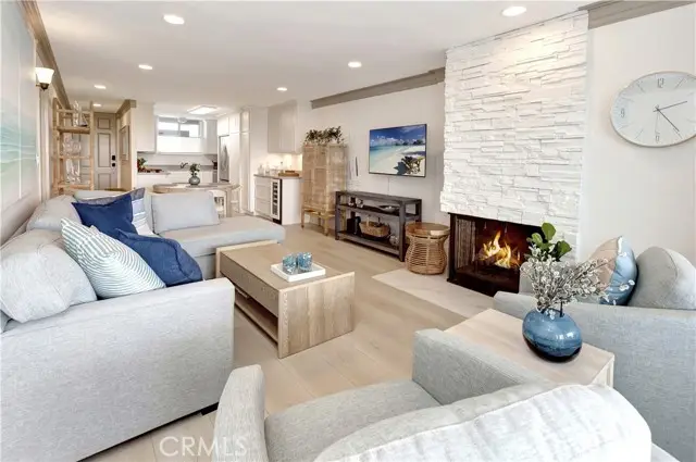 781 Avocado, Corona Del Mar, CA 92625 - #2