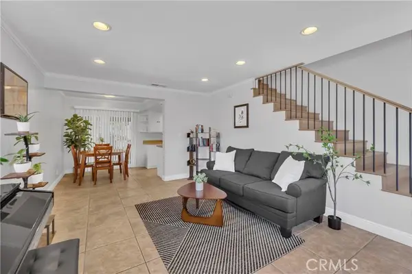 745 Claraday  #6, Glendora, CA 91740