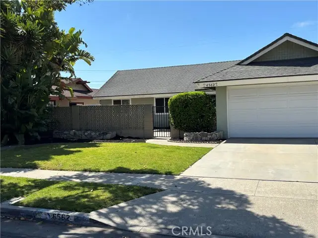 6562 Corrine Circle, Huntington Beach, CA 92647 - #2