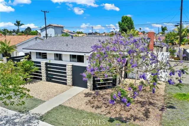 8401 INDIANAPOLIS, Huntington Beach, CA 92646 - #1