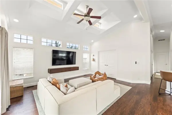 80 Huntington  #624, Huntington Beach, CA 92648