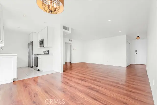 532 Rossmore  #311, Los Angeles, CA 90004 - #3