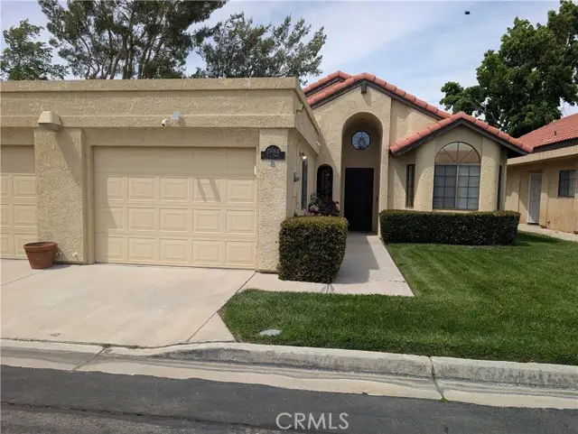 19064 Elm Dr, Apple Valley, CA 92308 - #1