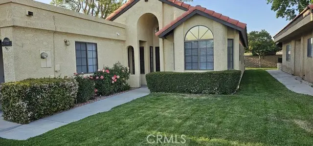 19064 Elm Dr, Apple Valley, CA 92308 - #2