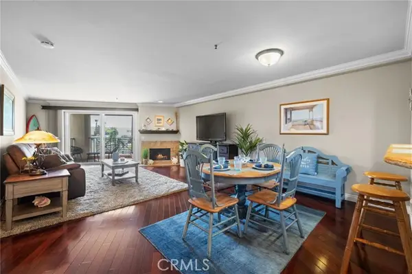 200 Pacific Coast  #M-9, Huntington Beach, CA 92648