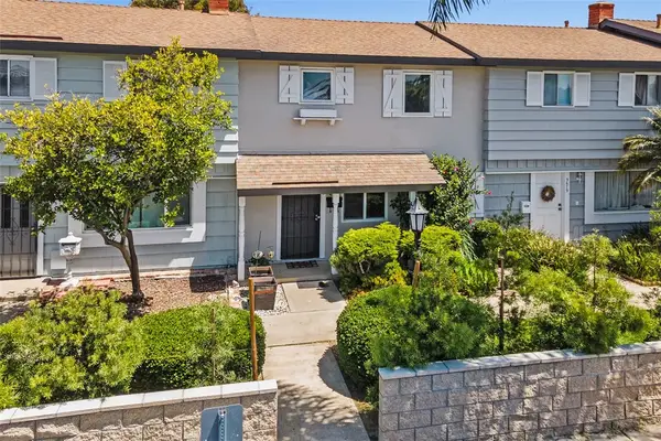 9675 Adams Avenue, Huntington Beach, CA 92646