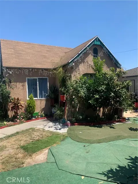 208 Hillcrest, La Habra, CA 90631