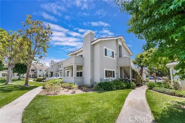 24 Greenmoor  #12, Irvine, CA 92614