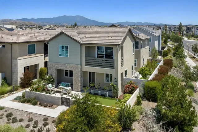 306 Treble, Irvine, CA 92618 - #3