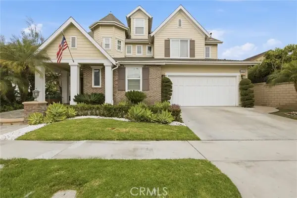 3435 Saddleback Court, Santa Ana, CA 92704