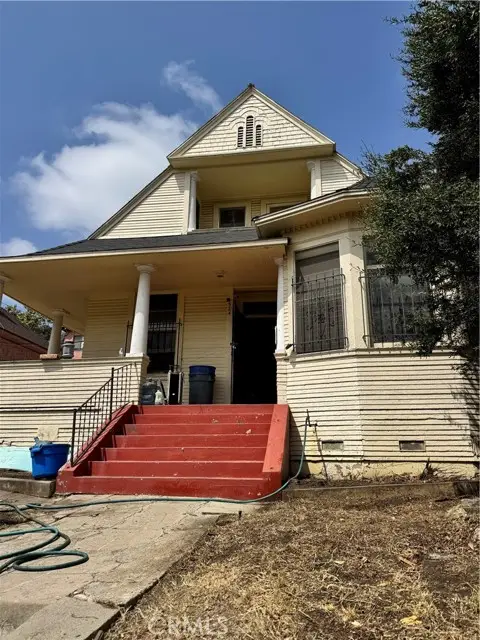 524 Solano, Los Angeles, CA 90012