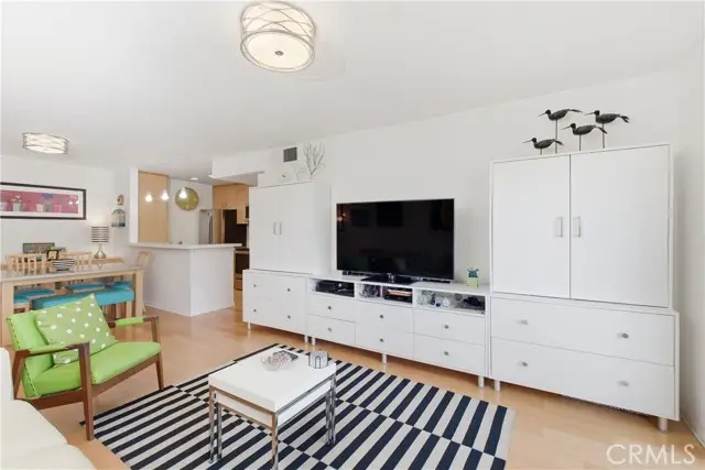 5257 Radford Avenue  #209, Valley Village, CA 91607 - #2