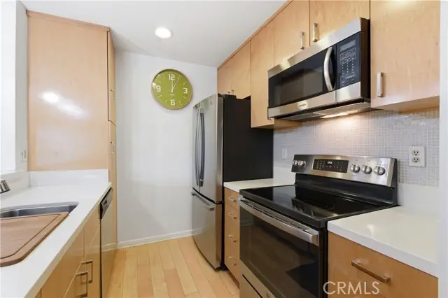 5257 Radford Avenue  #209, Valley Village, CA 91607 - #3