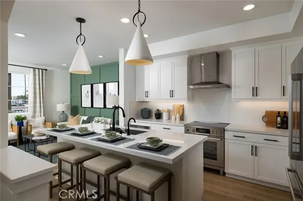 164 Whittier Boulevard, La Habra, CA 90631