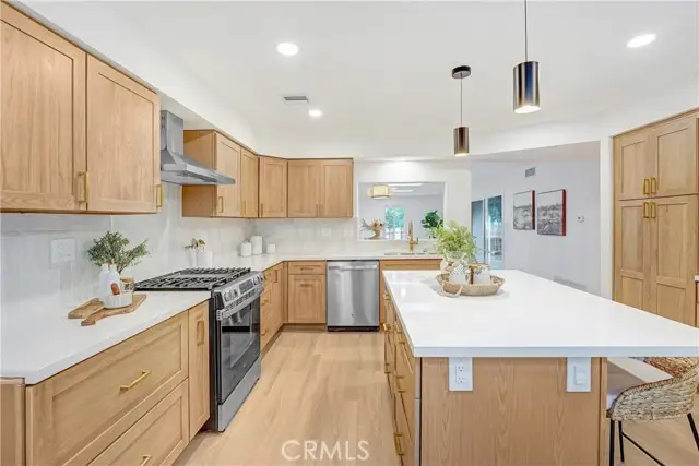 22323 Miranda Street, Woodland Hills, CA 91367 - #2