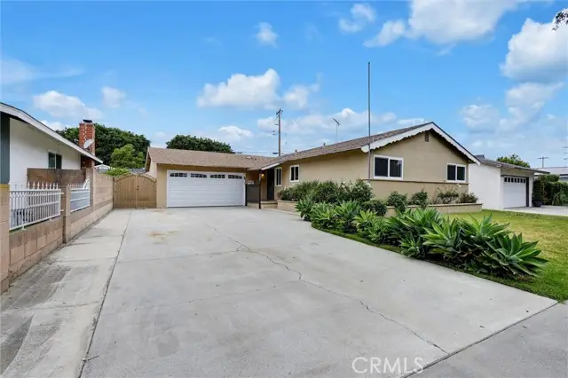 2420 Artesia, Santa Ana, CA 92704 - #3