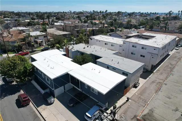 425 15th, Huntington Beach, CA 92648 - #3