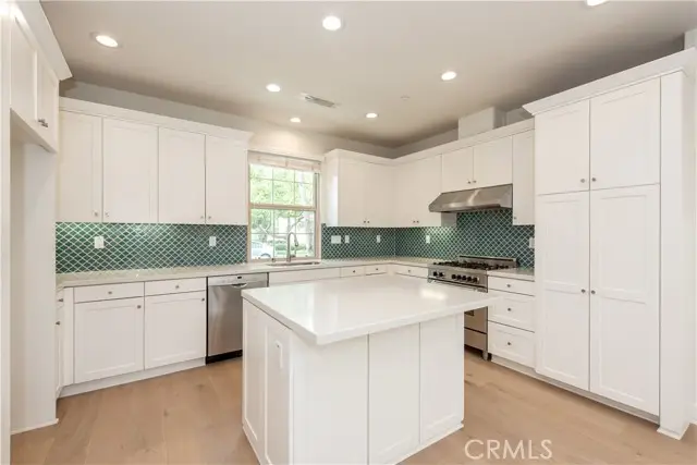 152 Excursion, Irvine, CA 92618 - #3