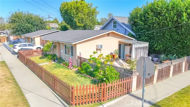 333 La Veta, Orange, CA 92866 - #2