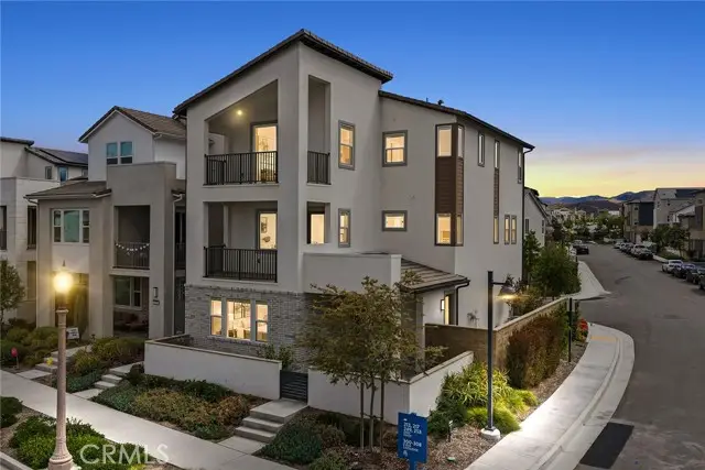427 Flycatcher, Irvine, CA 92618 - #1