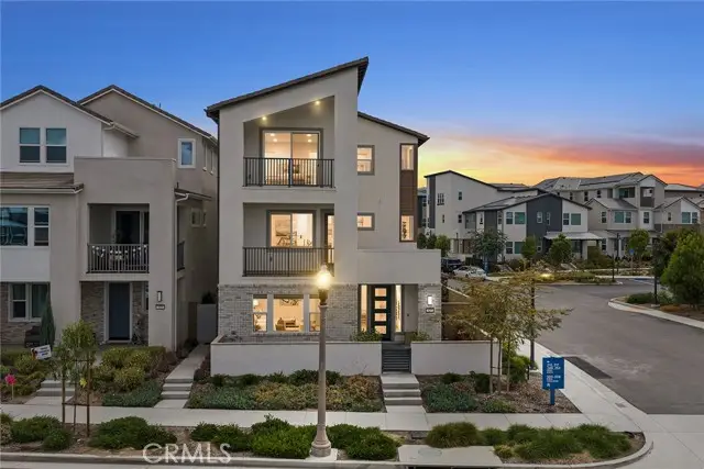 427 Flycatcher, Irvine, CA 92618 - #2