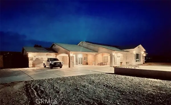 16192 Molino, Victorville, CA 92395