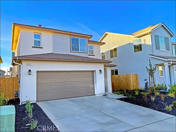 3021 Sowell Street, Visalia, CA 93291